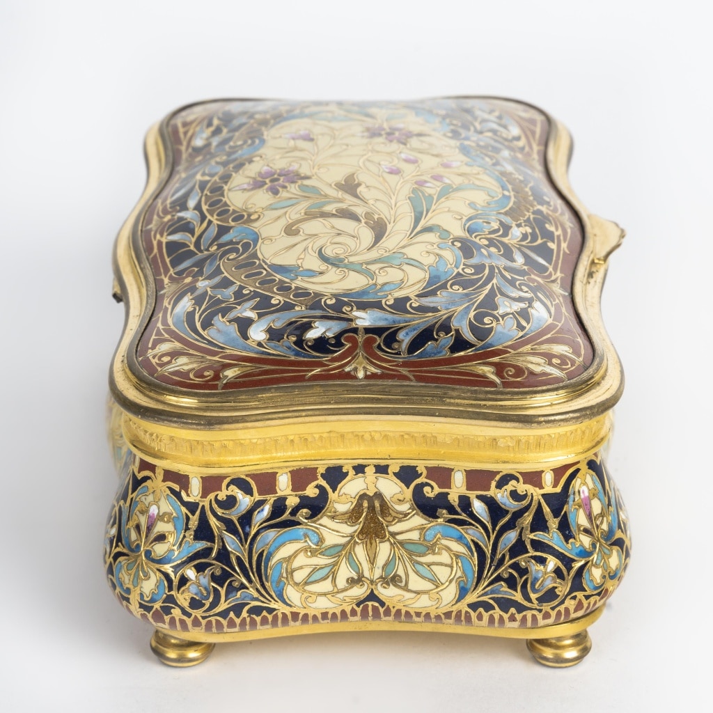 BARBEDIENNE (d’après), boite à bijoux, époque fin XIXème siècle 4 BARBEDIENNE (d’après), boite à bijoux, époque fin XIXème siècle 4