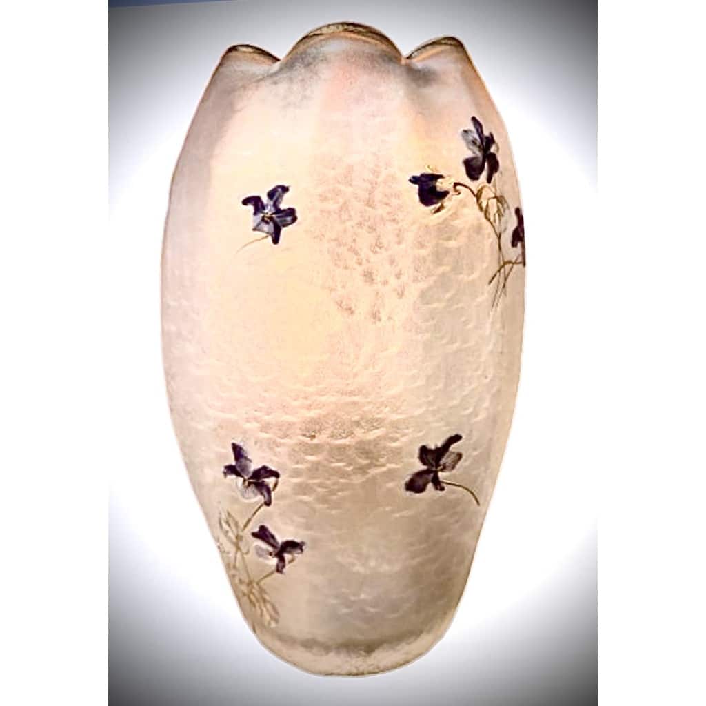 JOLI VASE DES ÉTABLISSEMENTS LEGRAS SÉRIE MONTJOYE 3