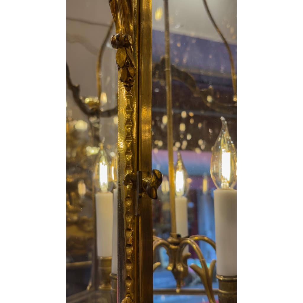 Lanterne pentagonale de style Transition en bronze ciselé et doré, vers 1790-1830 12 Lanterne pentagonale de style Transition en bronze ciselé et doré, vers 1790-1830 12