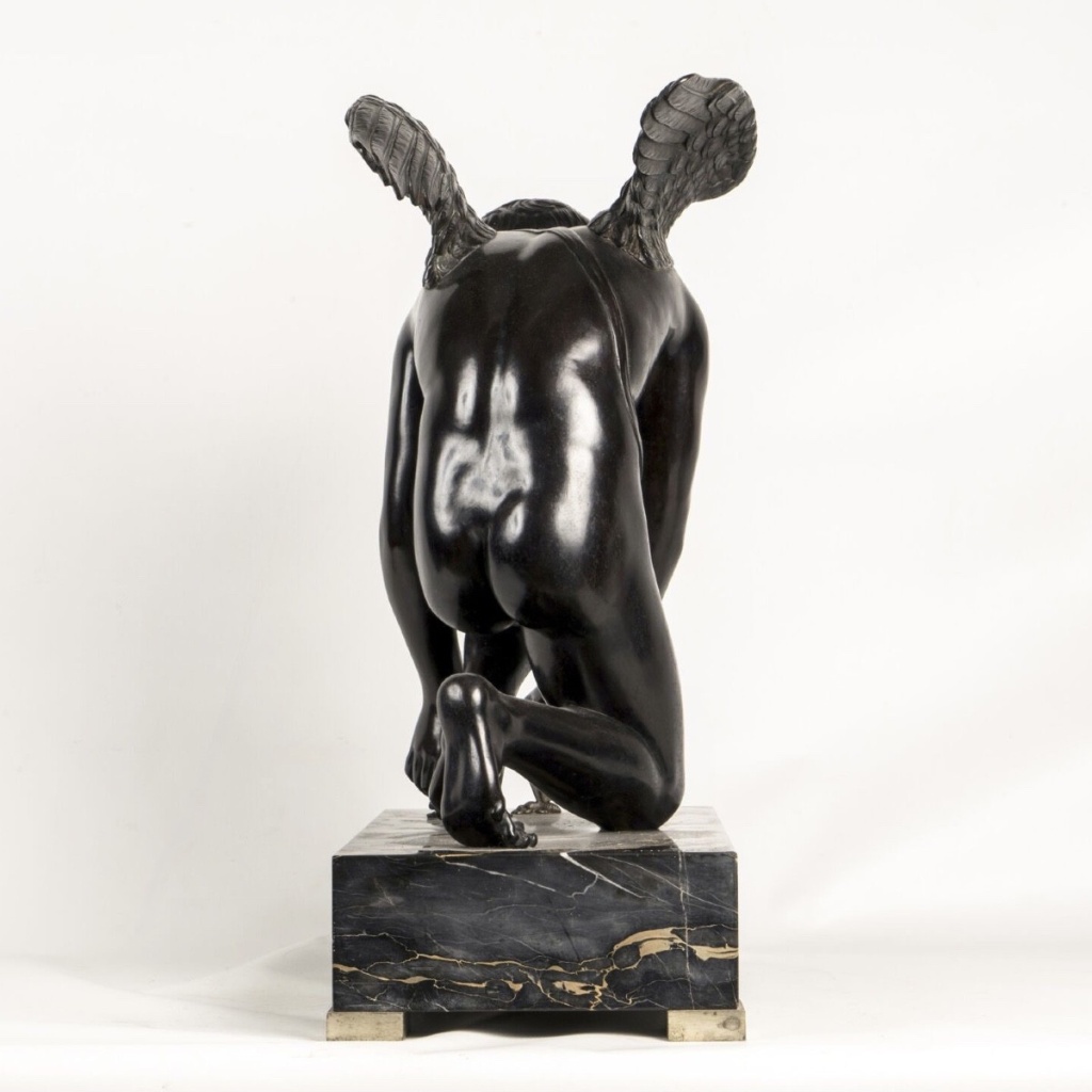 Sculpture – L&rsquo; Amour Saisissant Un Papillon , Antoine Denis Chaudet (1763-1810) – Bronze 4