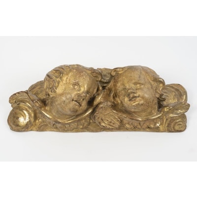 Paires d&rsquo;anges en bois sculpté et doré à la feuille d’or – D&rsquo;époque 17ème