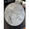 Eero Saarinen,& éditions – Knoll: table ovale 244 cm, Arabescato 20