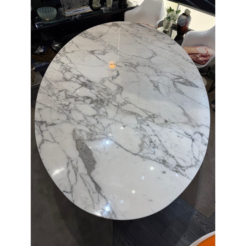 Eero Saarinen,& éditions – Knoll: table ovale 244 cm, Arabescato 9