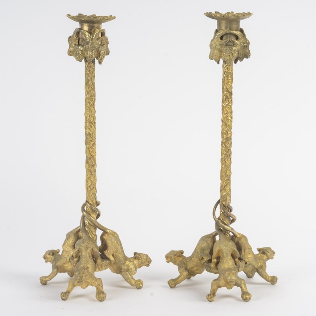 Paire de bougeoirs en bronze doré d&rsquo;époque Napoléon III attribués à Christophe FRATIN