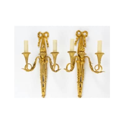 Paire d’appliques de style Louis XVI. XIXème siècle. Paire d’appliques de style Louis XVI. XIXème siècle.