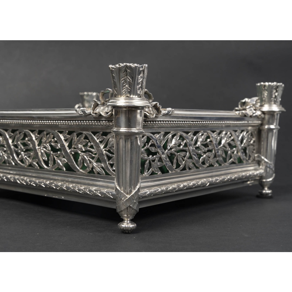 A. AUCOC – Jardinière en argent massif Epoque NAPOLEON III 11