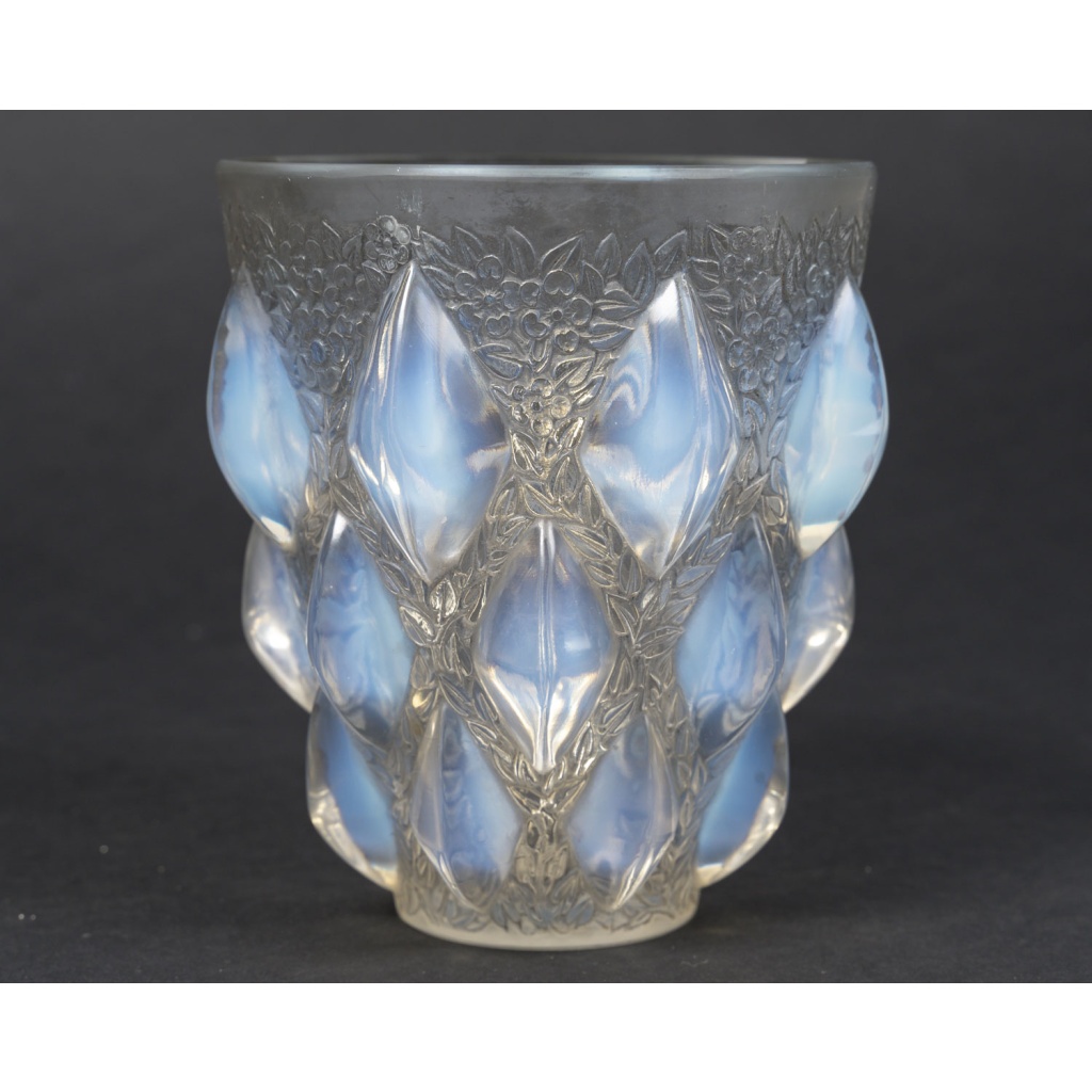 René LALIQUE – Vase opalescent RAMPILLON dit CABOCHONS et FLEURETTES 1927 6