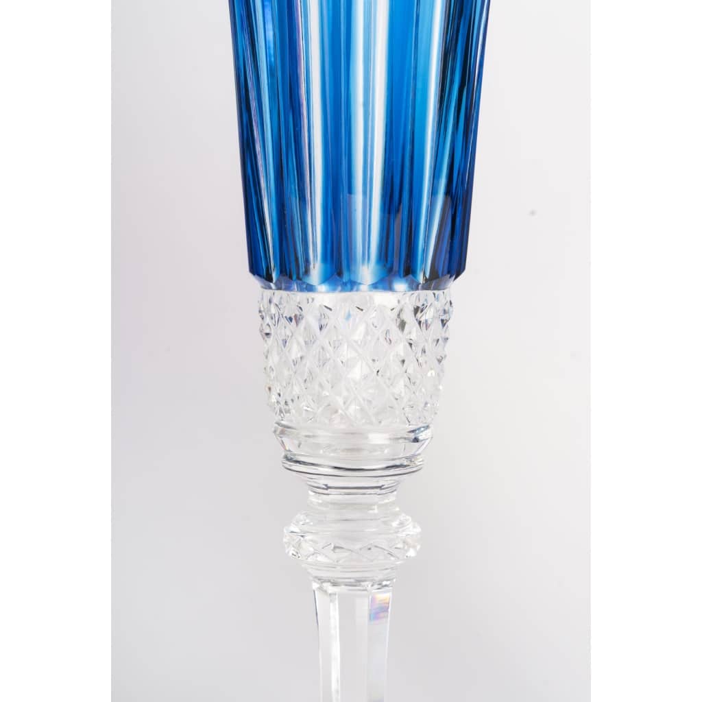 Saint-Louis, Suite de 8 flutes à champagne 8