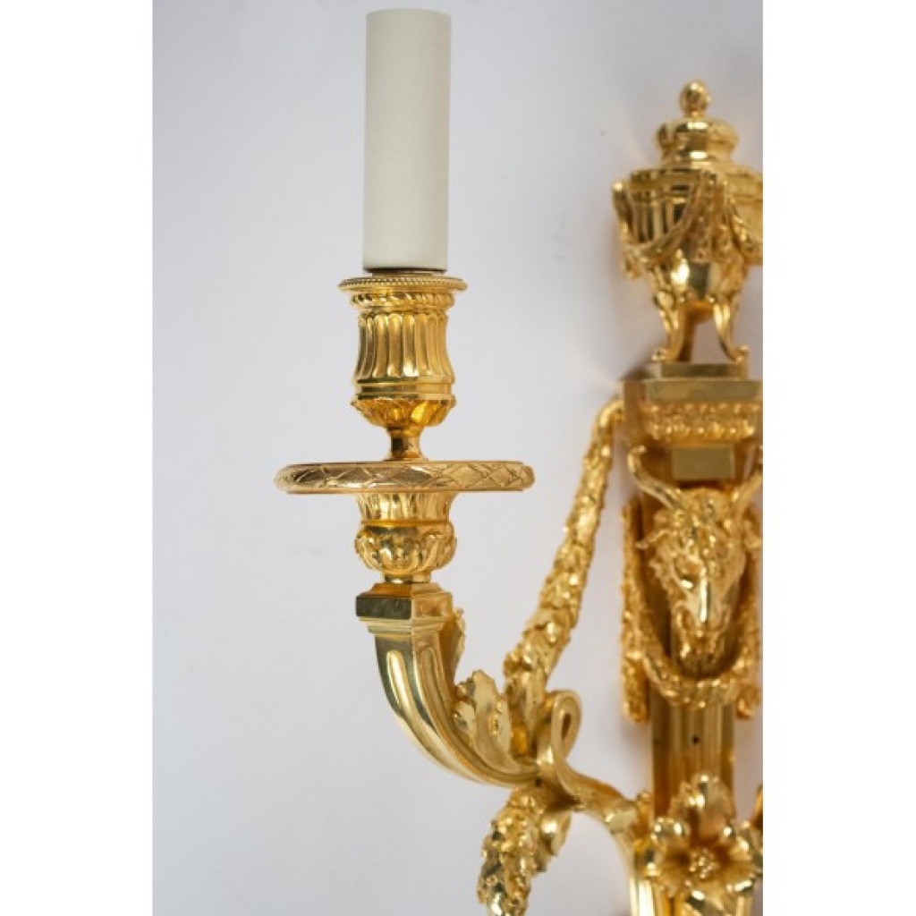 Paire d&rsquo;appliques de style Louis XVI. XIXème siècle. 5