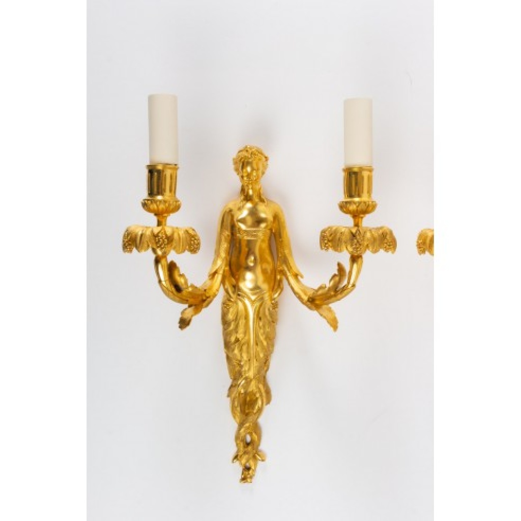 Paire d&rsquo;appliques de style Louis XVI. XIXème siècle. 3